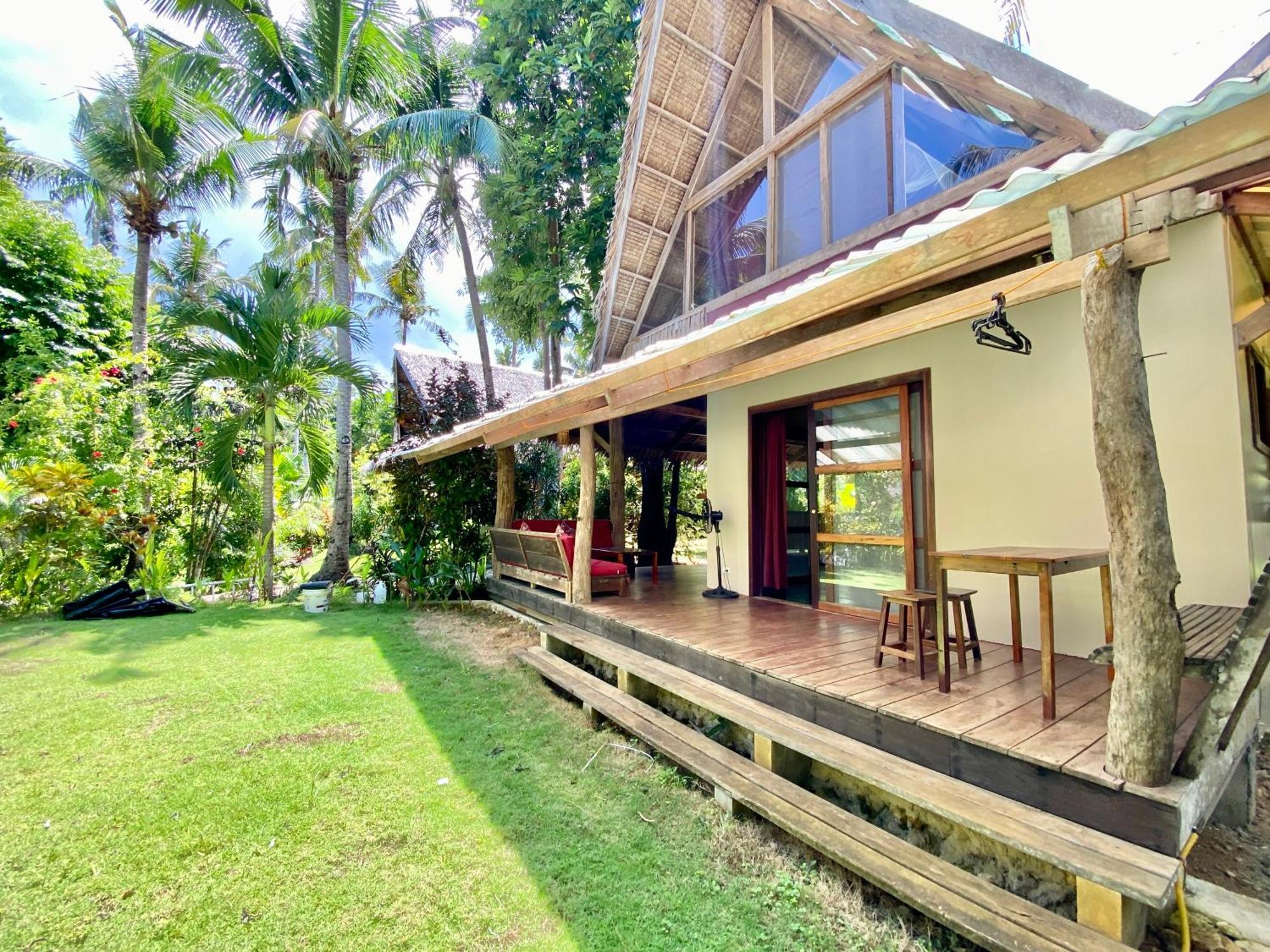 Emerald House Village 卢纳将军城 外观 照片